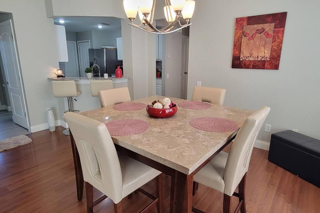Appartamento Our Sunset Getaway Riverview  Esterno foto